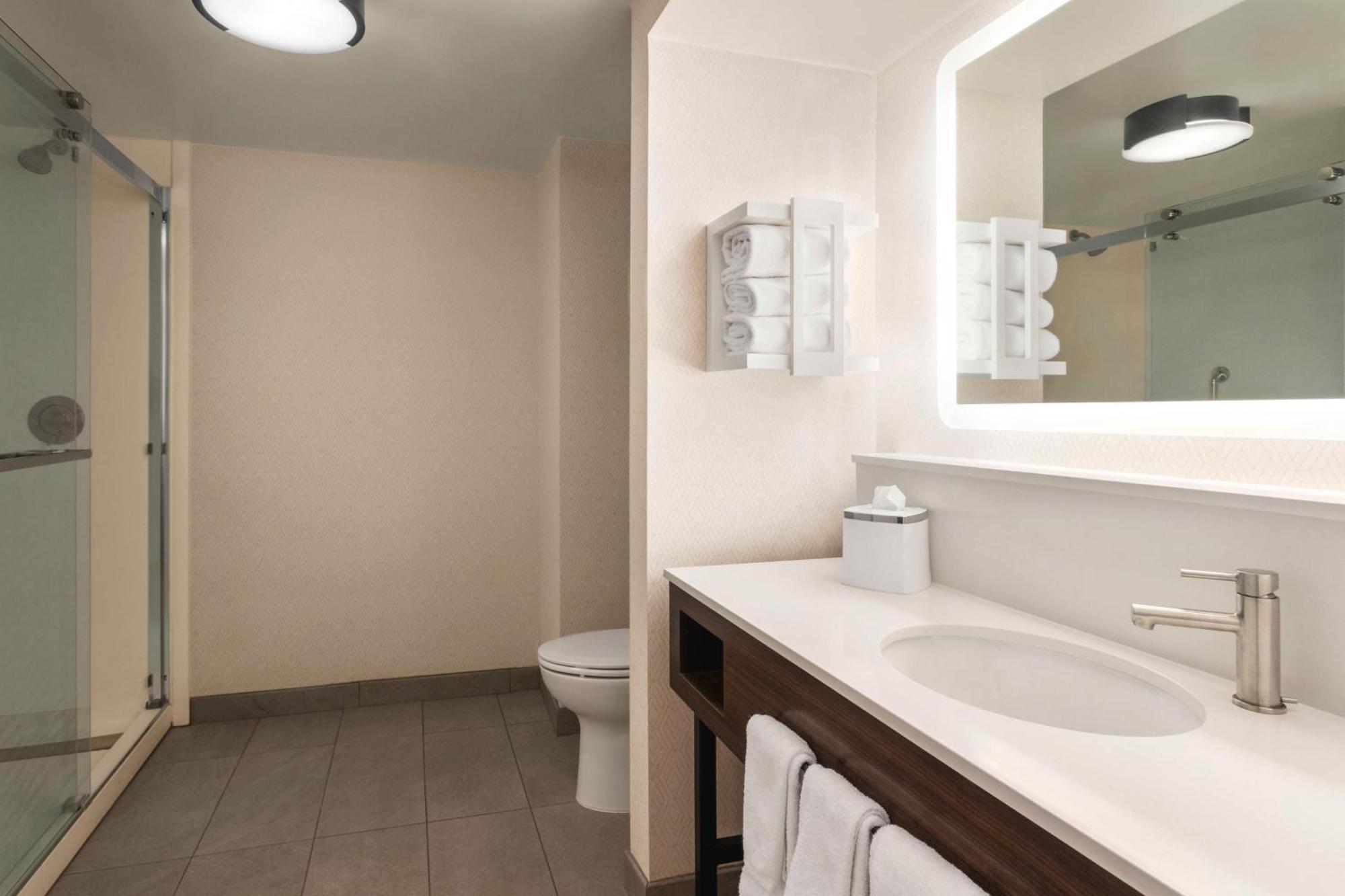 Hampton Inn Columbia-Downtown Historic District Buitenkant foto