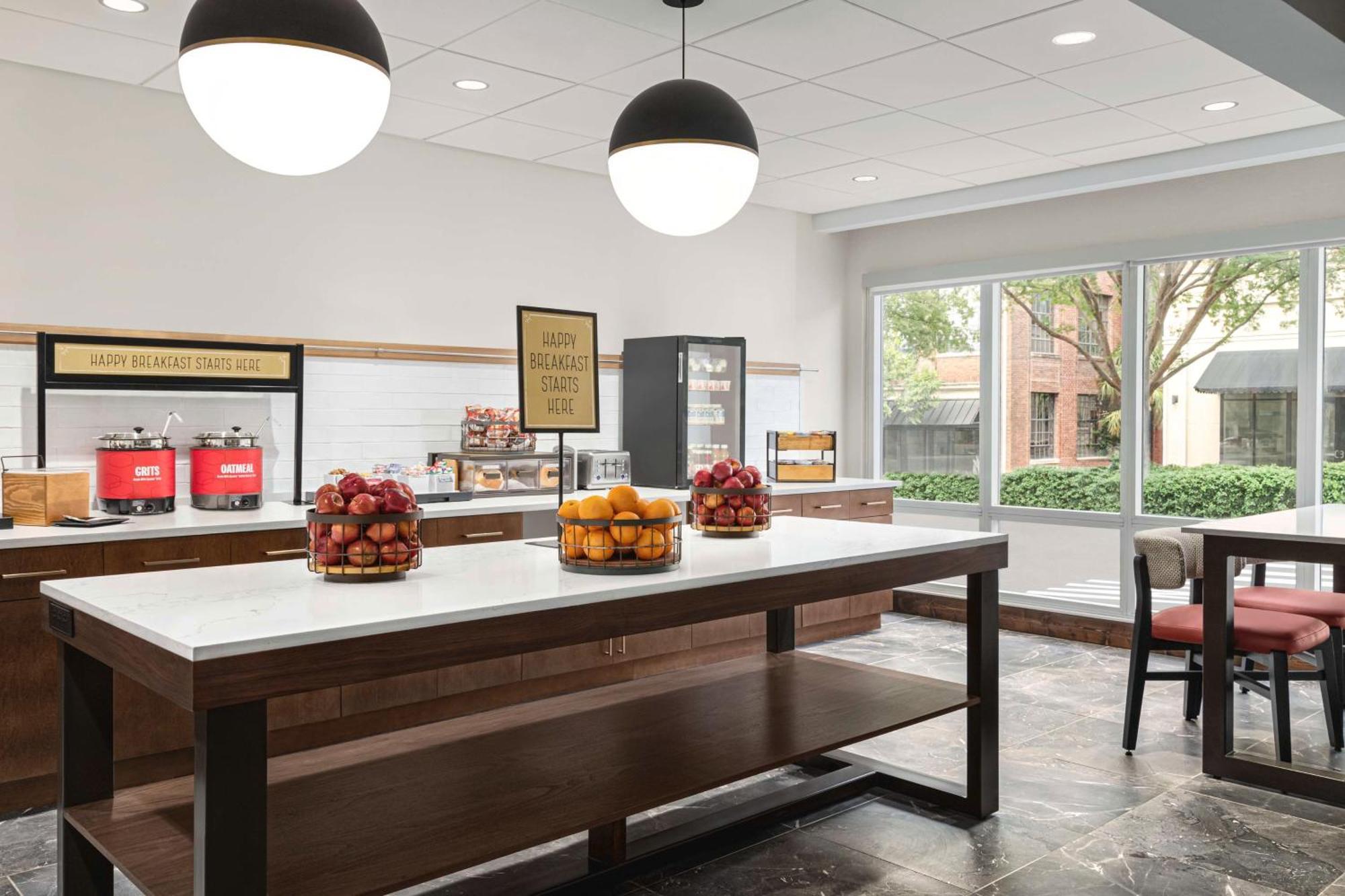 Hampton Inn Columbia-Downtown Historic District Buitenkant foto