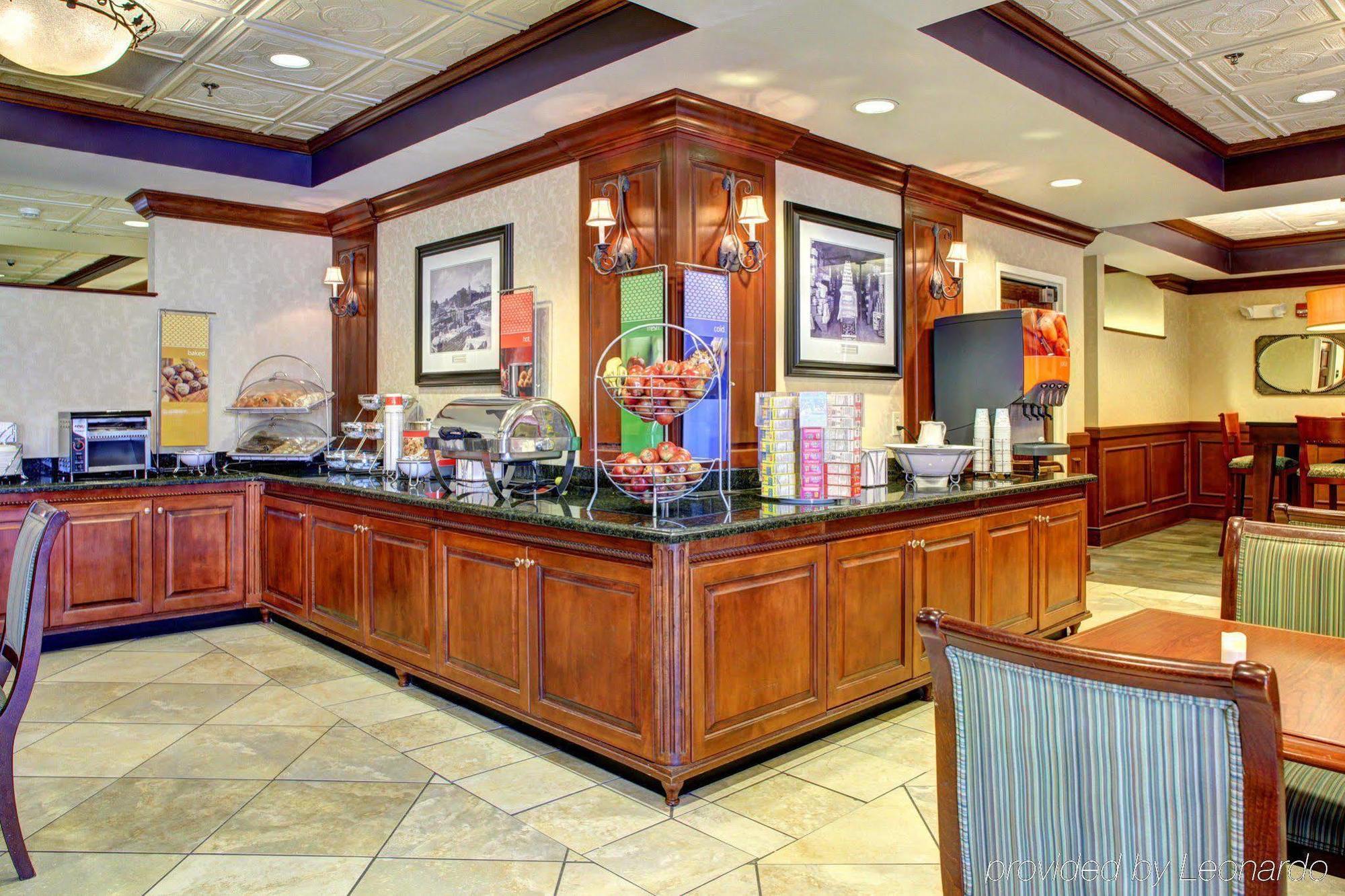 Hampton Inn Columbia-Downtown Historic District Buitenkant foto