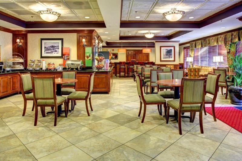 Hampton Inn Columbia-Downtown Historic District Buitenkant foto